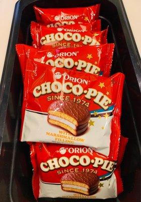 Choco-pies at the counter