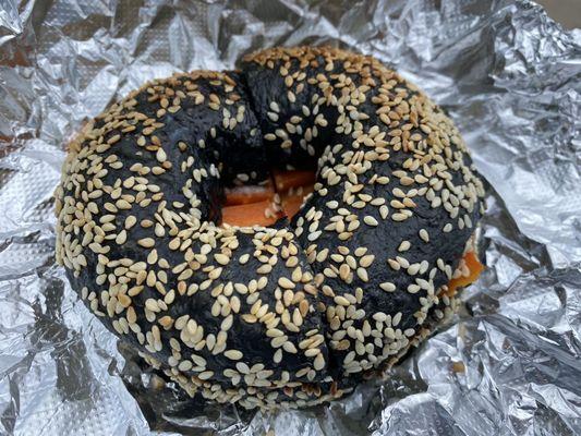 Black sesame Bagel with vegan lox