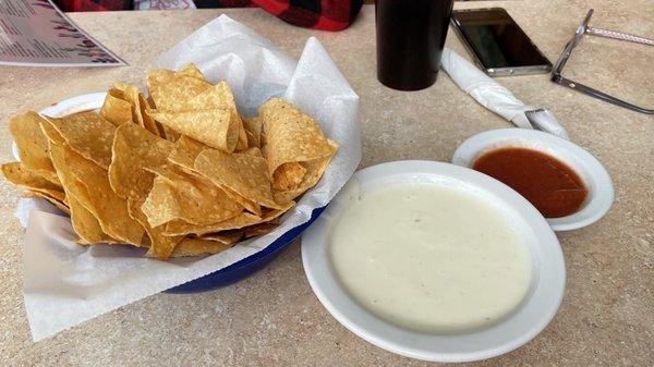 Chips and large cheese dip