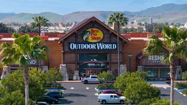 Bass Pro Shops now open at Alton Marketplace in Irvine