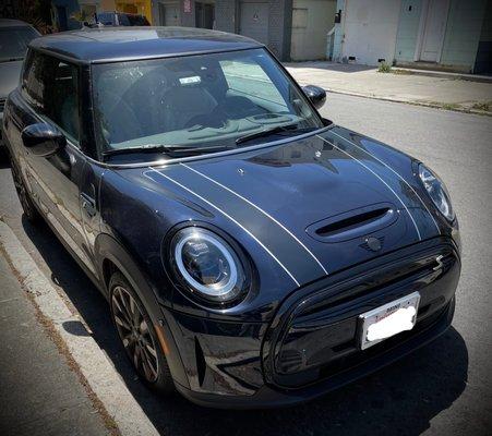 New Bonnet Stripes on MINI Cooper