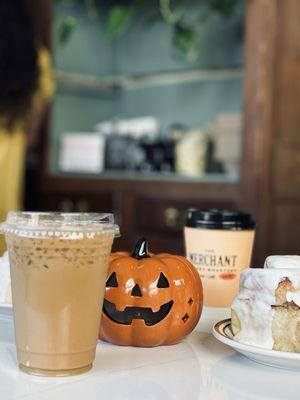 Honey Vanilla Oat Latte & Cinnamon Roll