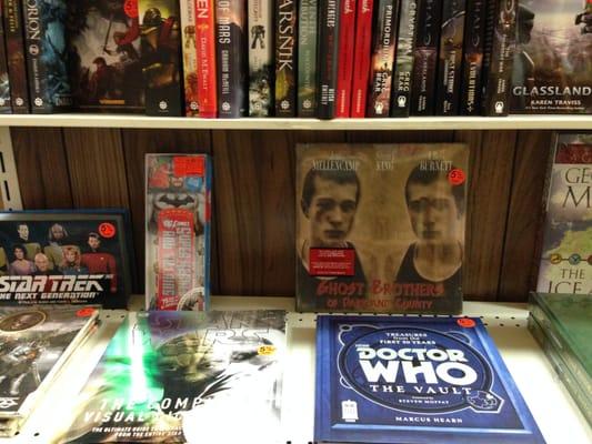 Star Wars & Doctor Who side by side...it's as if they knew I was coming!