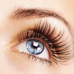 Eyelashes extensions