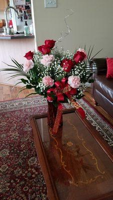 Funeral Tribute Bouquet-Red Rose's & Pink Carnations