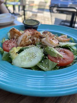 Avocado salad with shrimp