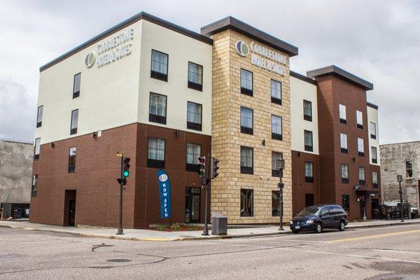 Welcome to Cobblestone Hotel & Suites - Chippewa Falls