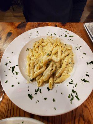 Penne Alfredo Dinner