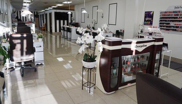 Inside Salon