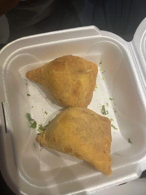 Vegetable Samosa. Fried really well and got a nice spicy kick!