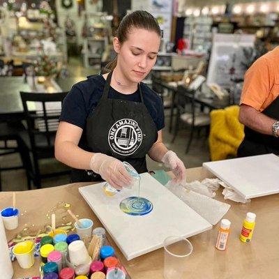 Acrylic Pour Workshop