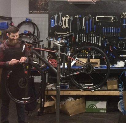 Bluedog Fixes: we are a full service shop. From tuneups to complicated upgrades - we can keep your bike healthy and you happy.