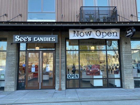 See's Candies storefront