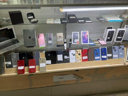 New and used phones!! iPhones and androids