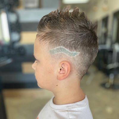 Kids cut and color