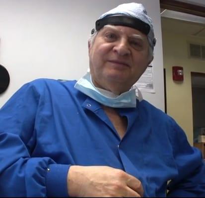 Top Dentist Stuart Blaustein DDS, DMD also teachers at NYU in NYC (212) 481-3636 watch video: https://www.youtube.com/watch?v=bxblMUfKr6o