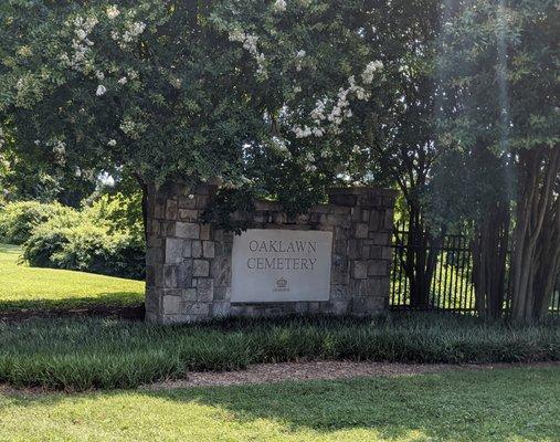 Entrance to Oaklawn Cemetery, Charlotte