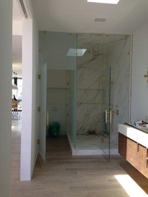 Custom Frameless Shower Enclosures