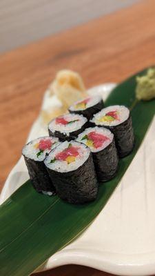 Torotaku Roll | @sushitraveler