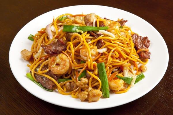 5.00 usd. Combination Chow Mein