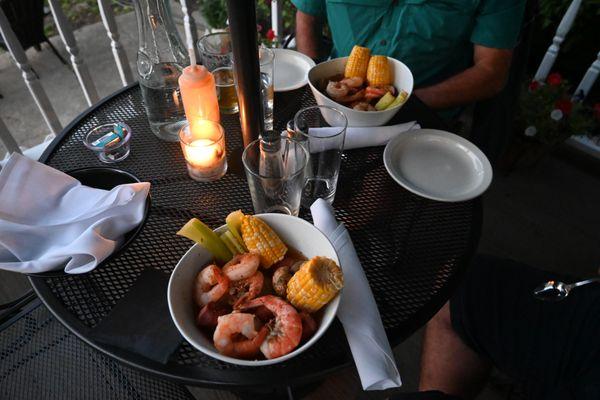 Outdoor Waterview candlelight dining.