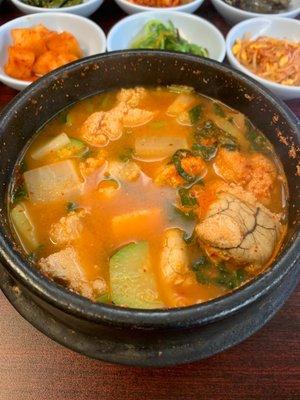 Al tang (fish roe soup)