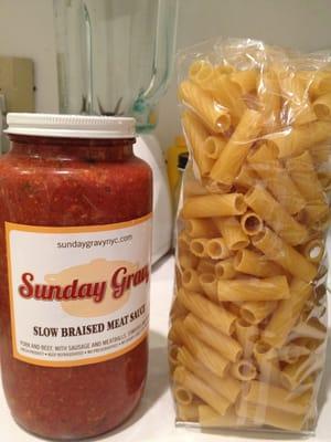 32 oz jar & pound of pasta