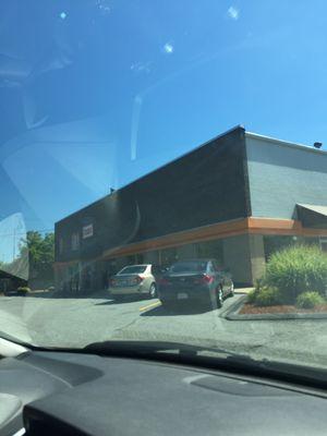 Brockton Dunkin Donuts -- 1000 West Chestnut Street, Brockton        Storefront