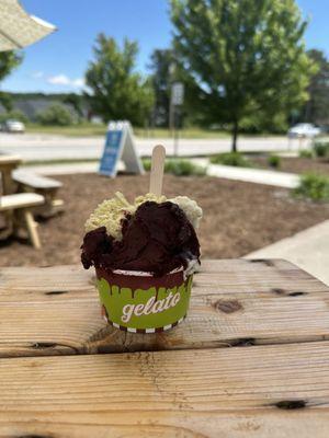 Gelato : blueberry lavender, cookie dough, pistachio