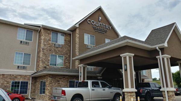 Country Inn & Suites, Topeka KS