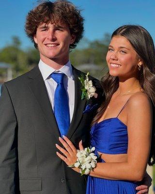 Classic Corsage and Boutonniere