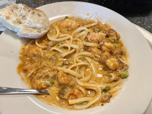 Seafood pasta-lunch portion