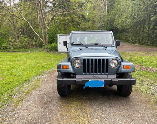 Clean jeep!