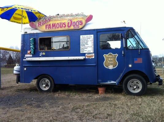 Hot dog wagon