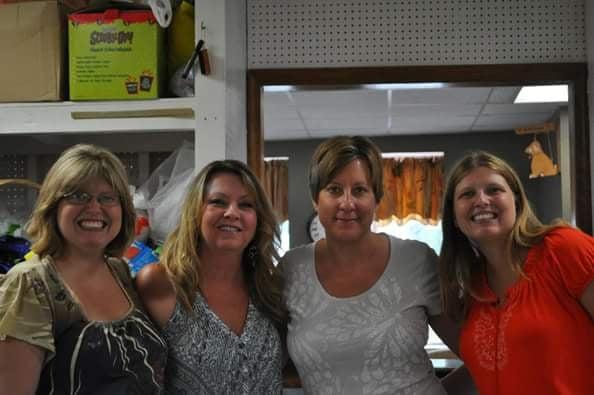 Natalie, Debra (owner), Lynda, and Crystal