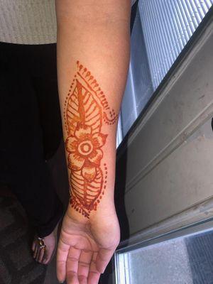 Henna tattoo