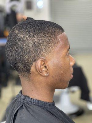 Mid taper with a crispy line up