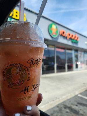 Front of raspado express