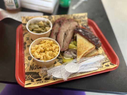 mac and cheese with string beans and brisket