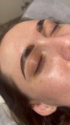 Brow works 
Lamination 
Tint 
Shaping