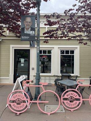 Bike shop with beer!