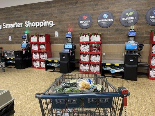 New self checkout lanes