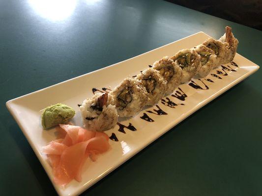 Tempura shrimp avocado roll