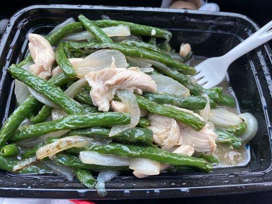 Chicken and green beans. Wonderful.