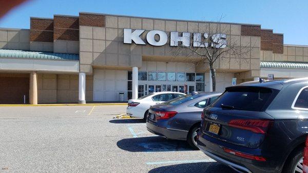 This is the Lake Ronkonkoma Kohl's.