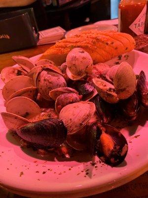 Clams & muscles