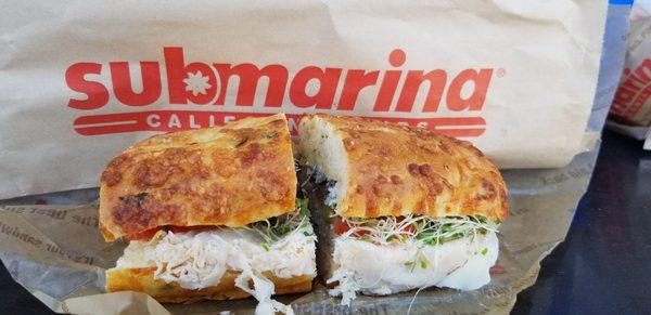 Todays lunch.... ORCA on jalapeno cheese bread with bean sprouts. Soooo delicious!!!!