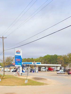 4 Mile Truck Stop