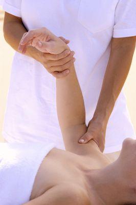 SPORTS MASSAGE THERAPY TREATMENTS