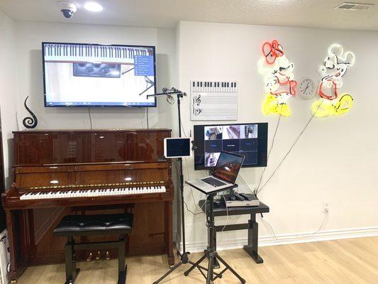 Barton Music School-online and in person piano lessons!